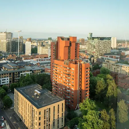 Hampton By Hilton Broad Street 3*