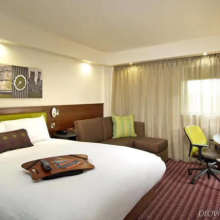 Hampton By Hilton Broad Street 3*