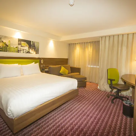 Hampton By Hilton Broad Street Hotel