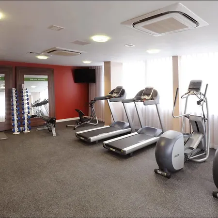 Hampton By Hilton Broad Street 3*