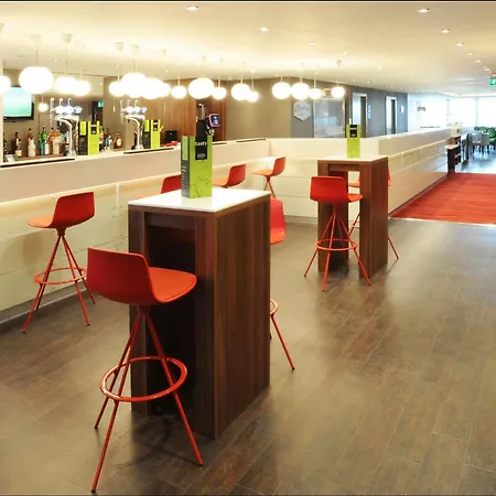 Hampton By Hilton Broad Street 3*