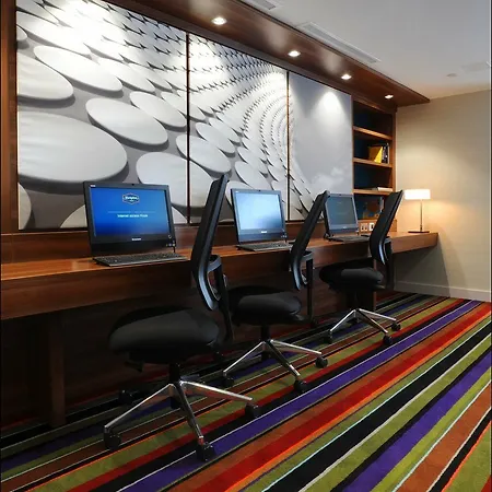 Hampton By Hilton Broad Street 3*